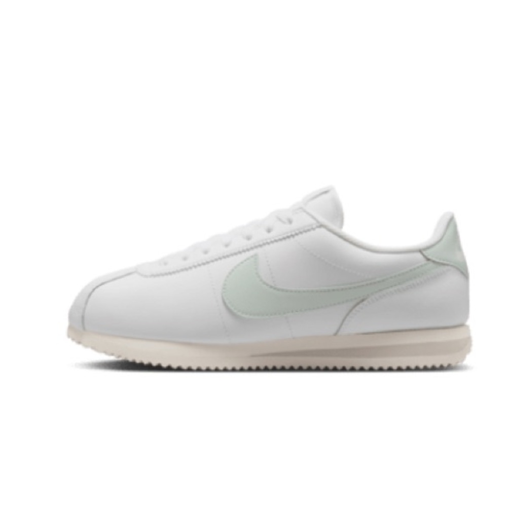 Nike Cortez Leather
Women's
Summit White/Sail/Light
Bone/Light Silver
DN1791-106 - Picture 2 of 16